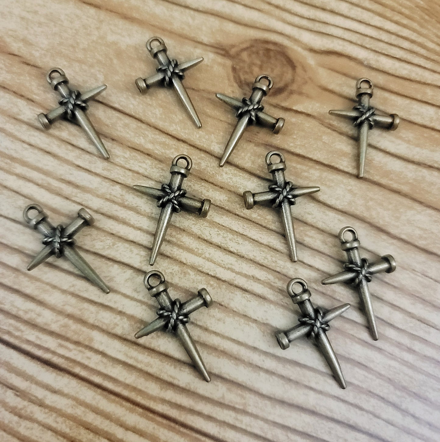 ESC-CR48: Antique Brass Nail Cross Pendants: 22x16mm: 6pcs