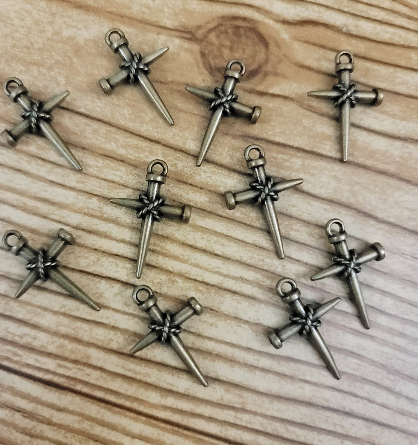 ESC-CR48: Antique Brass Nail Cross Pendants: 22x16mm: 6pcs