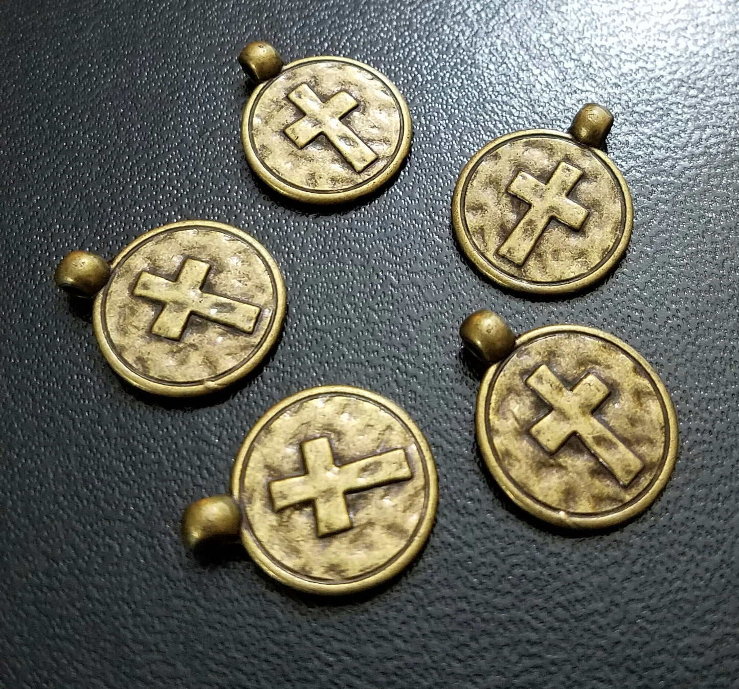 ESC-CR86: Antique Brass Coin Cross Charms: 19x15mm: 6pcs