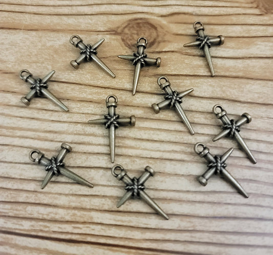 ESC-CR48: Antique Brass Nail Cross Pendants: 22x16mm: 6pcs