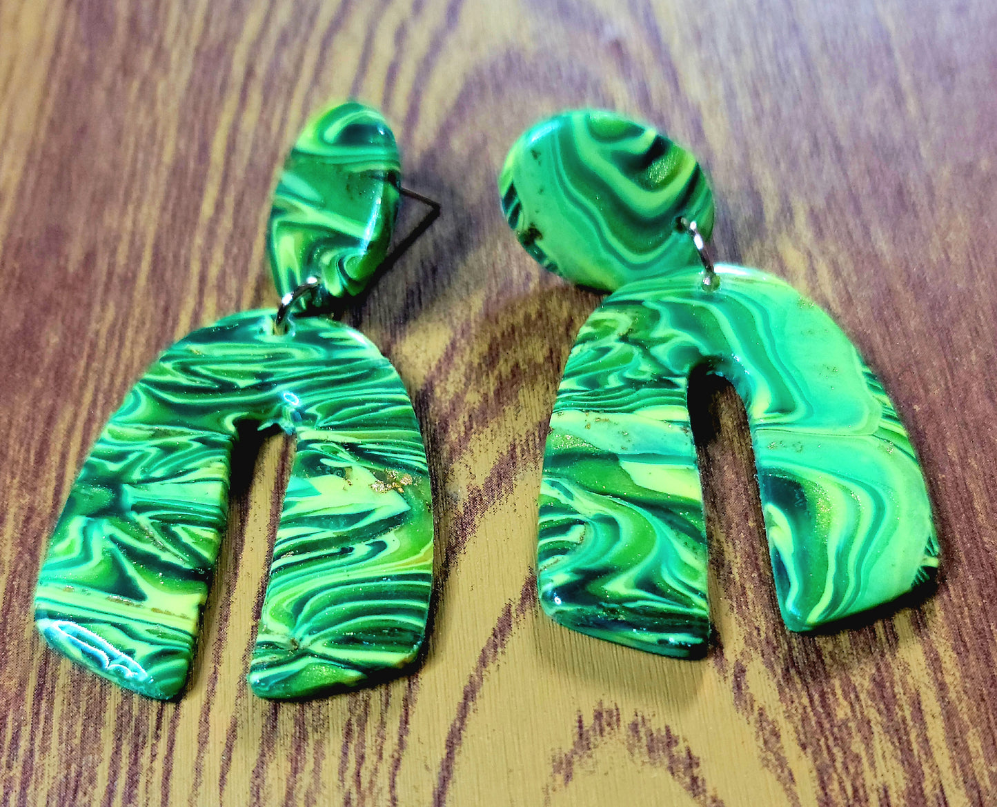 Amargos: Green, Hunter Green & Yellow Kato Polymer Clay Scallop Earrings