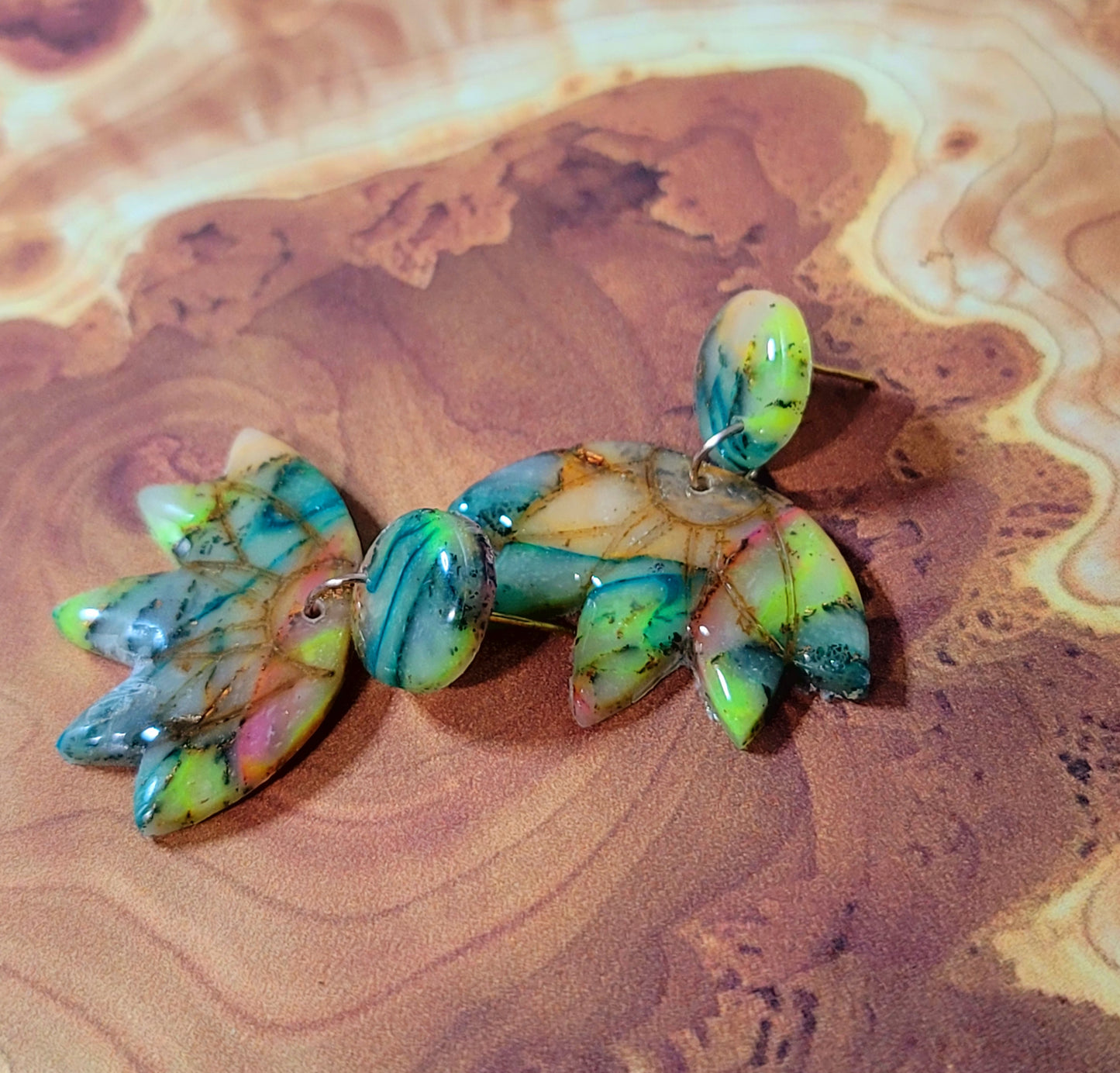 Yaneli: Translucent Inked Polymer Clay Earrings: Flower Shape