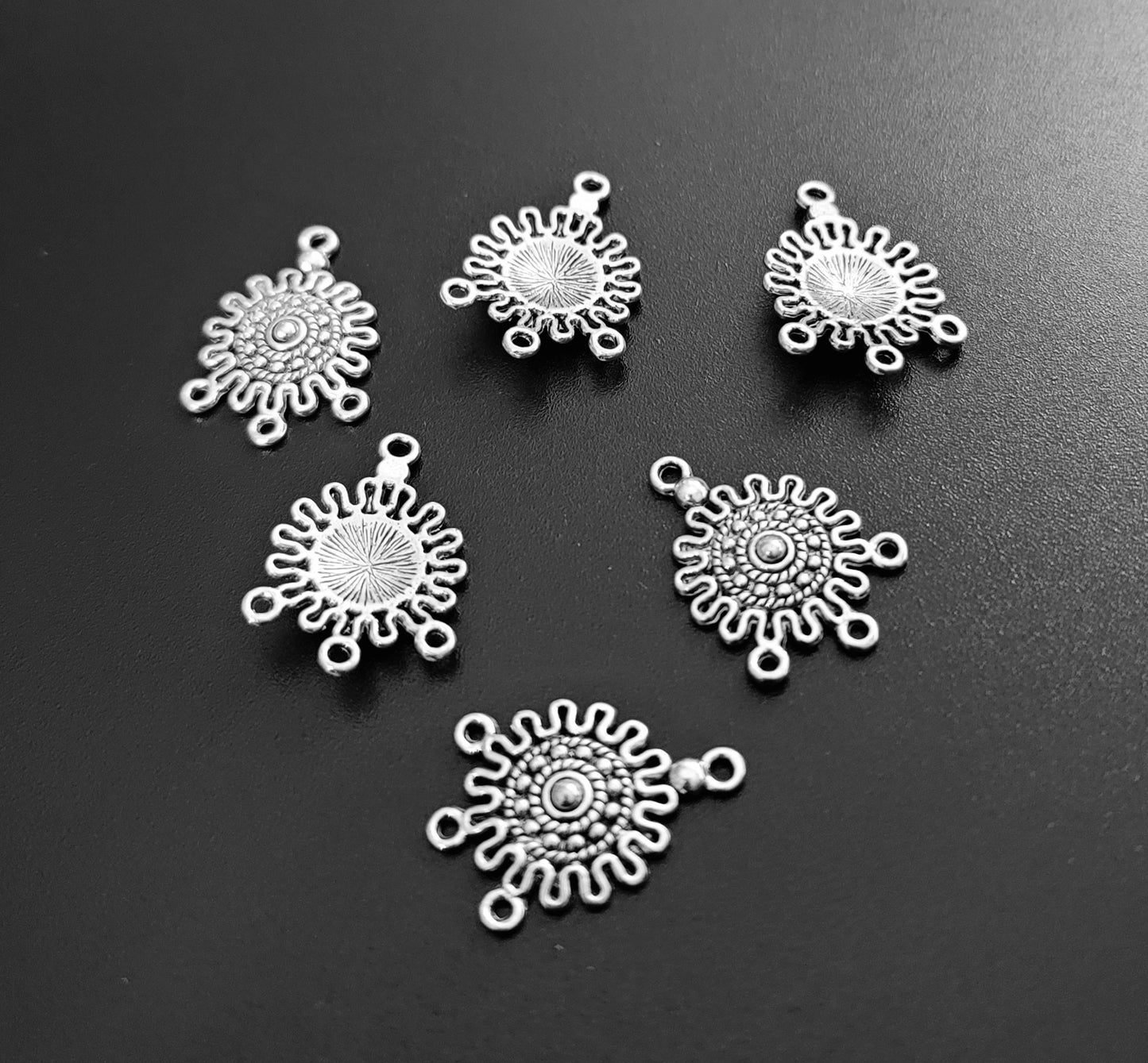 ESC-CH32: Antique Silver Boho Earring Settings: 25x23mm [5pcs]