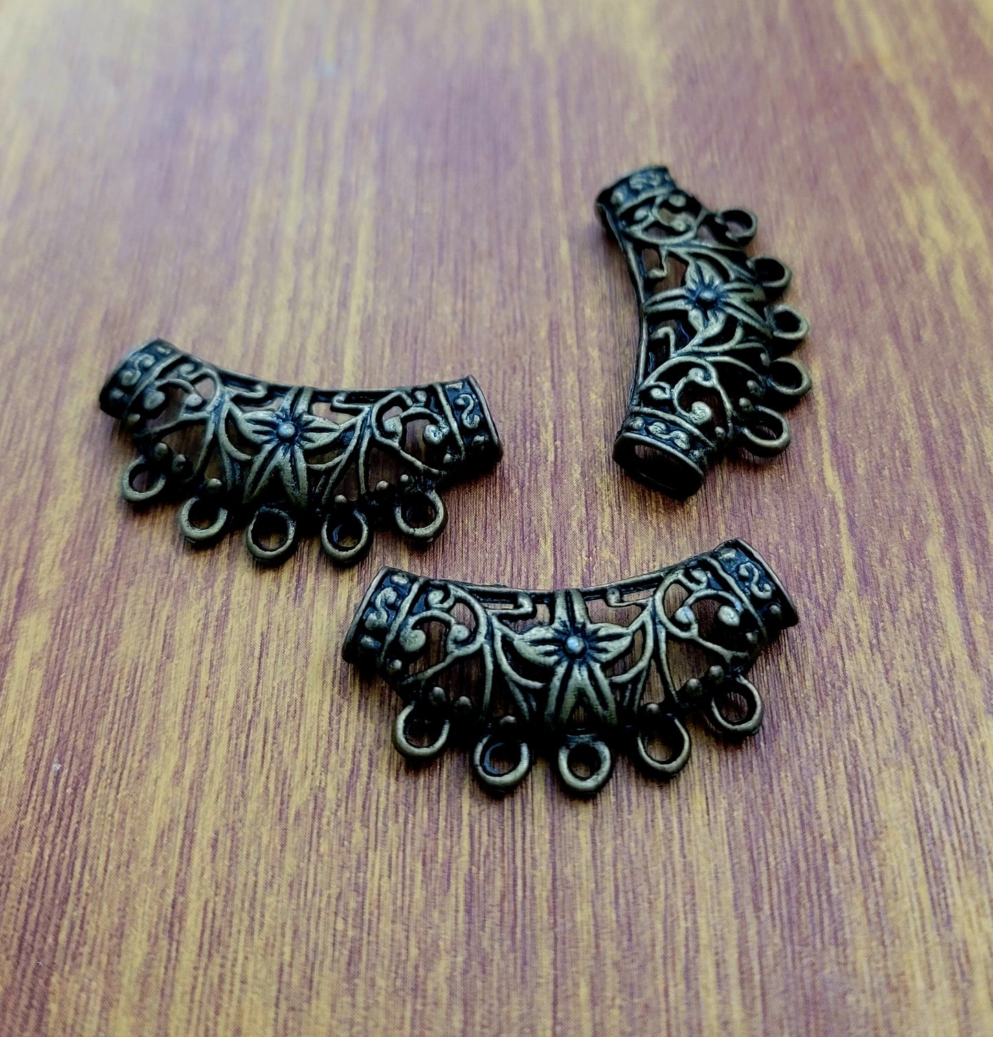 ESC-CH19: Antique Brass Pendant Settings (Five Hoops) 38x18mm: [4pcs]