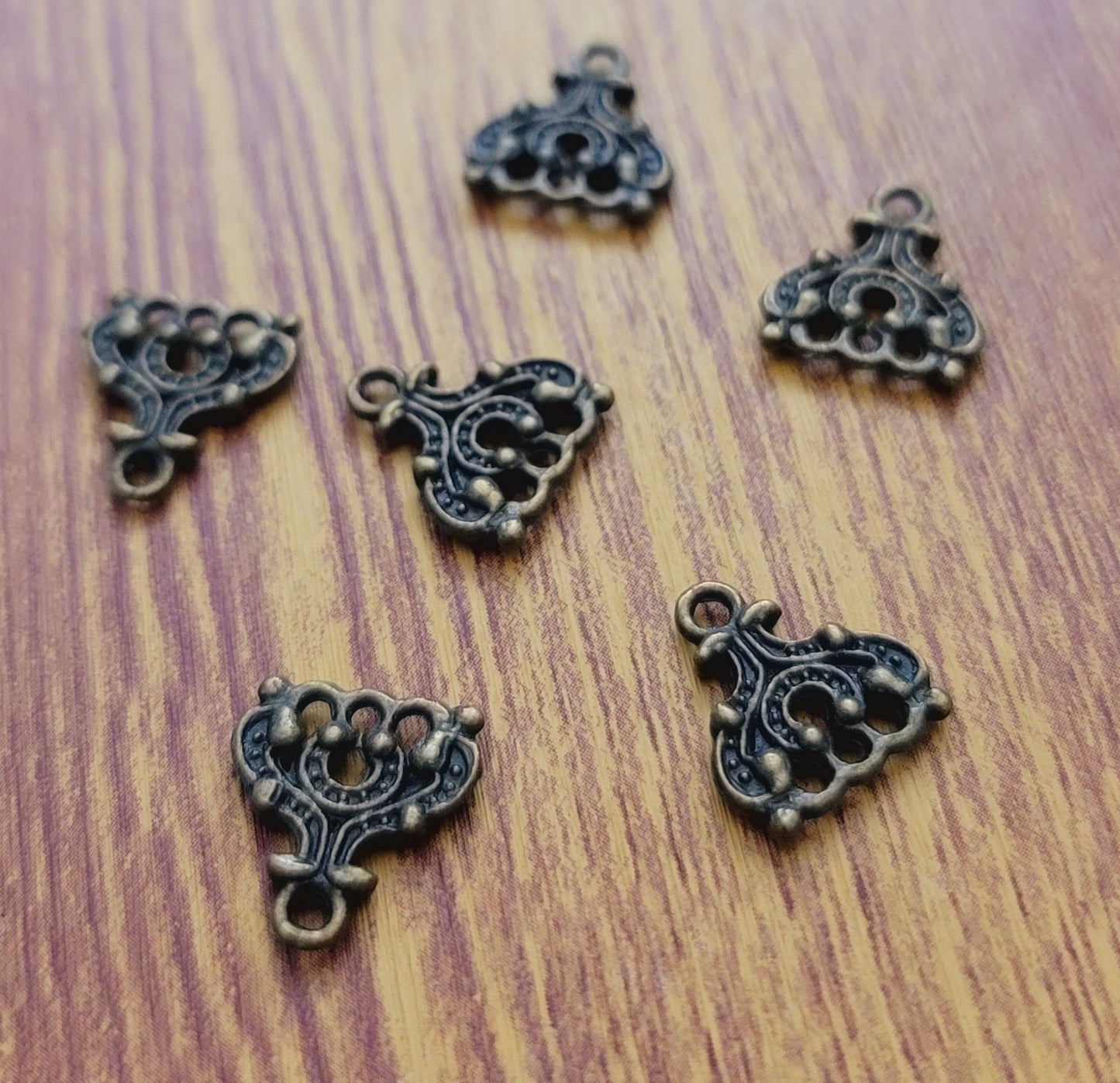 ESC-CH46: Antique Brass Crown Chandelier Settings: 15x13mm [10pcs]