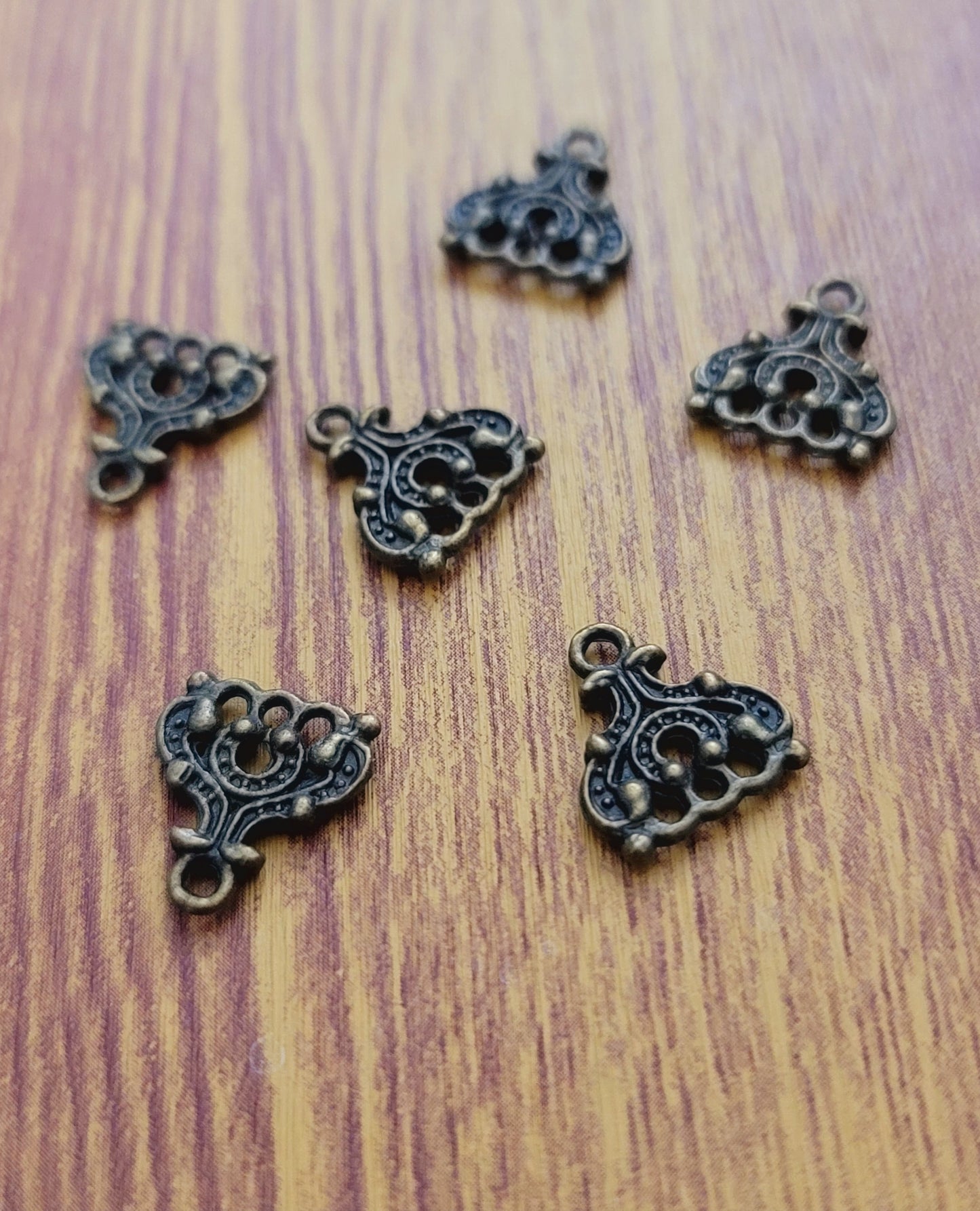 ESC-CH46: Antique Brass Crown Chandelier Settings: 15x13mm [10pcs]