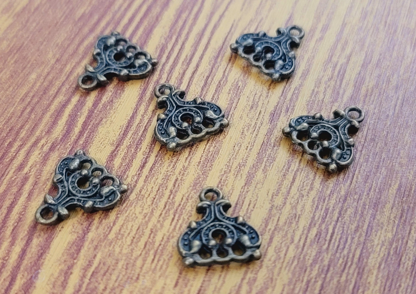 ESC-CH46: Antique Brass Crown Chandelier Settings: 15x13mm [10pcs]