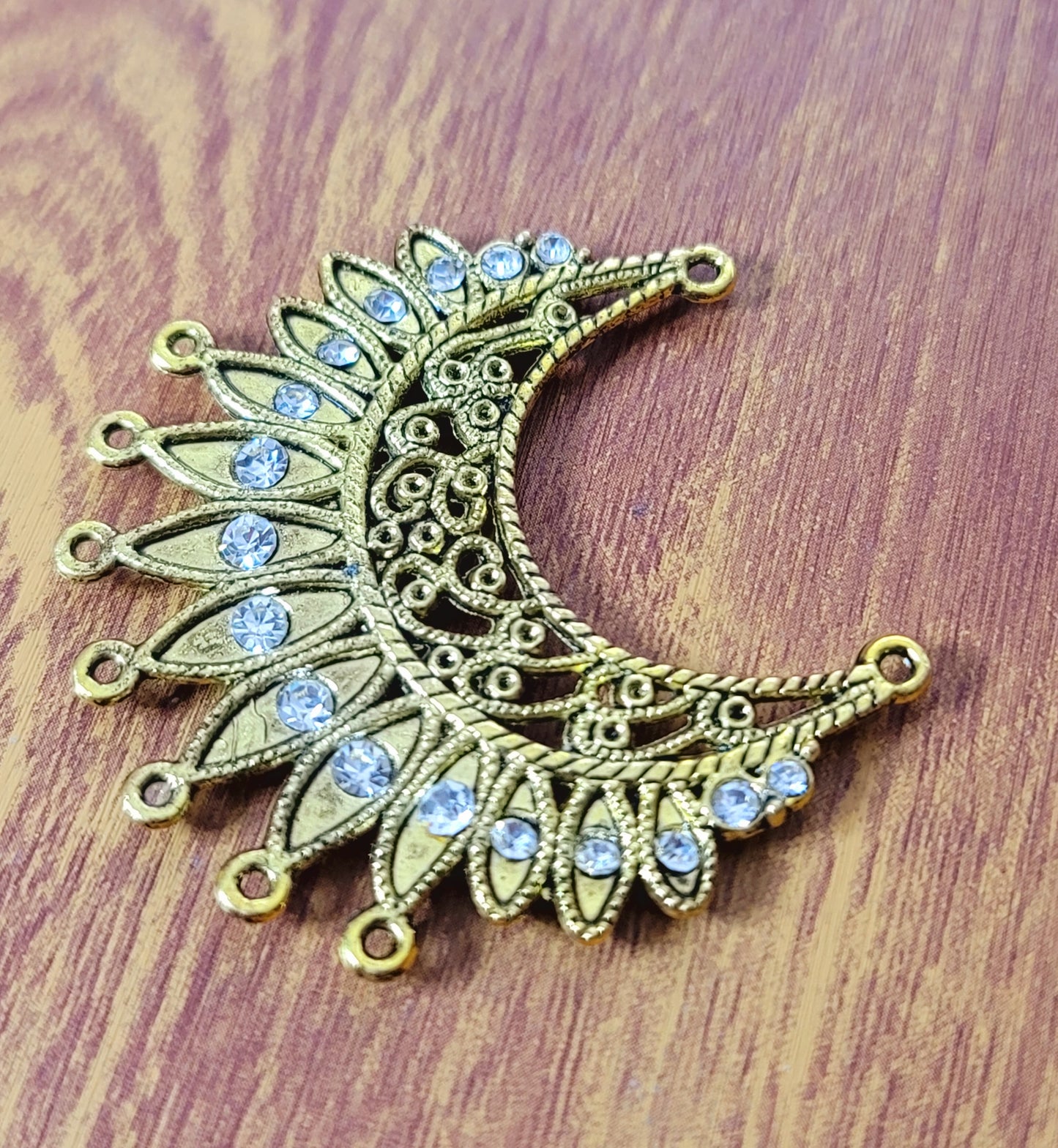 ESC-CH66: Antique Gold Ex. Large Pendant with Crystal Stones: 53x48mm [1pc]