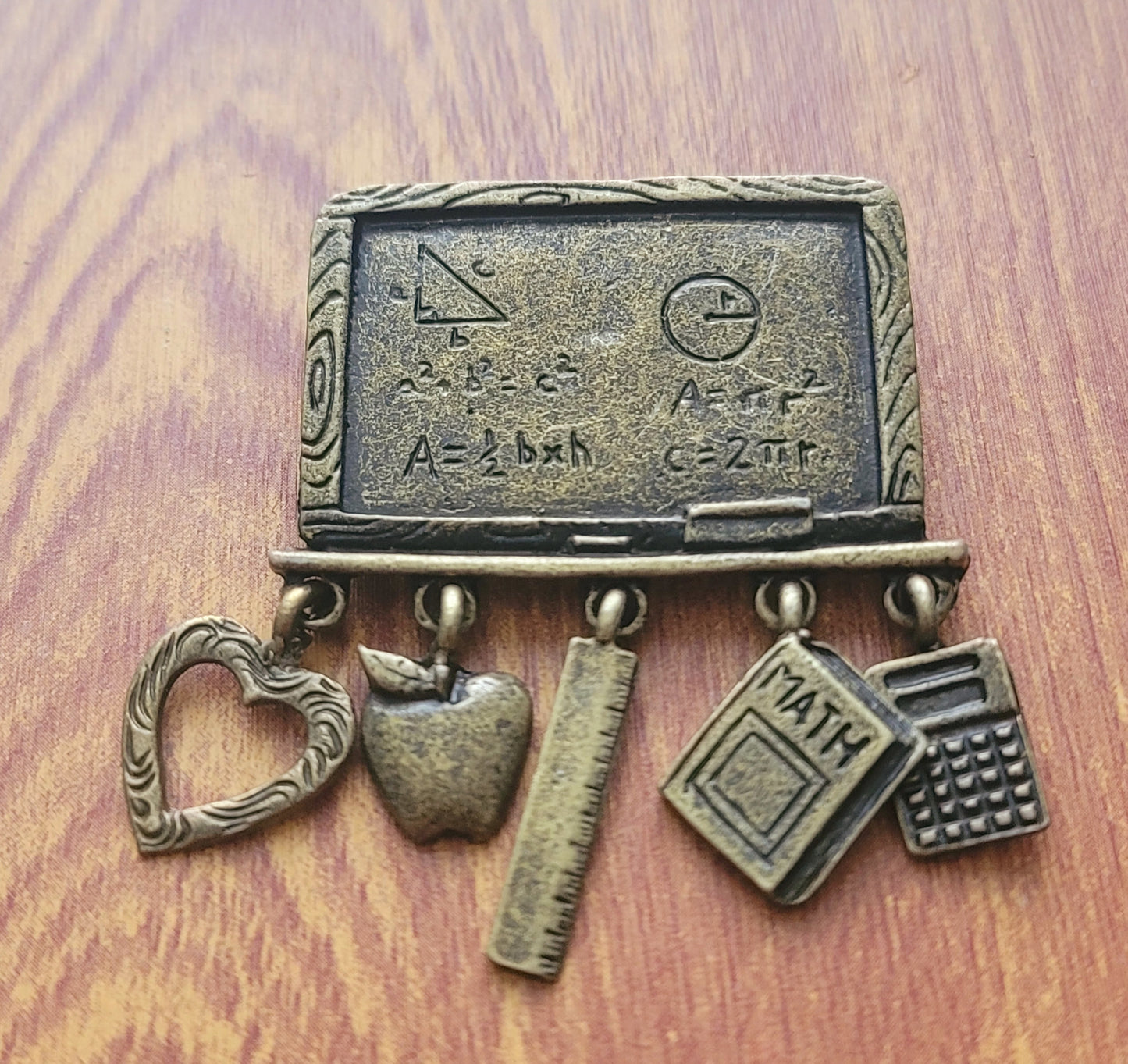 ESC-SA44: Antique Brass Chalk Board Pendant: [1pc]
