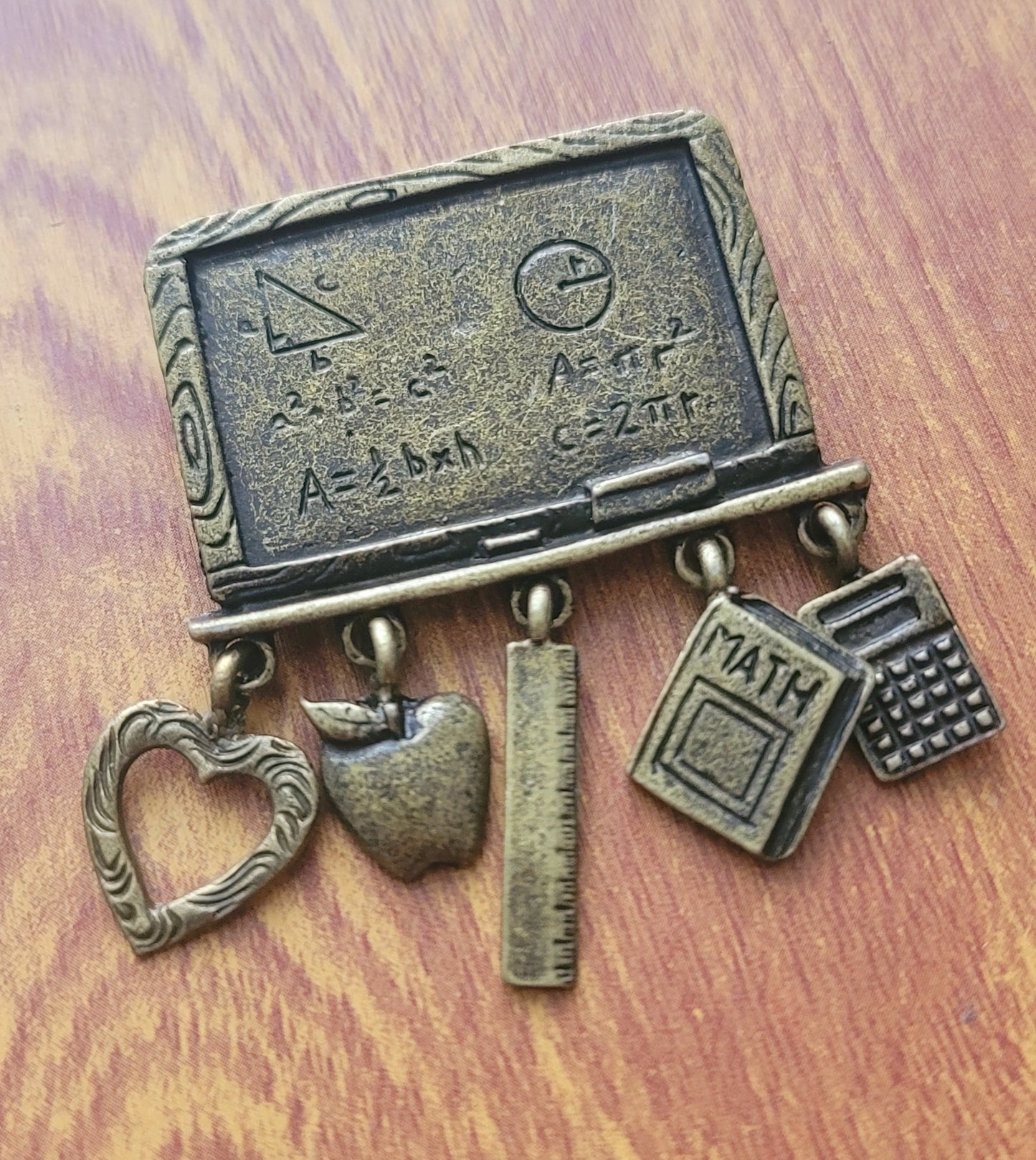ESC-SA44: Antique Brass Chalk Board Pendant: [1pc]
