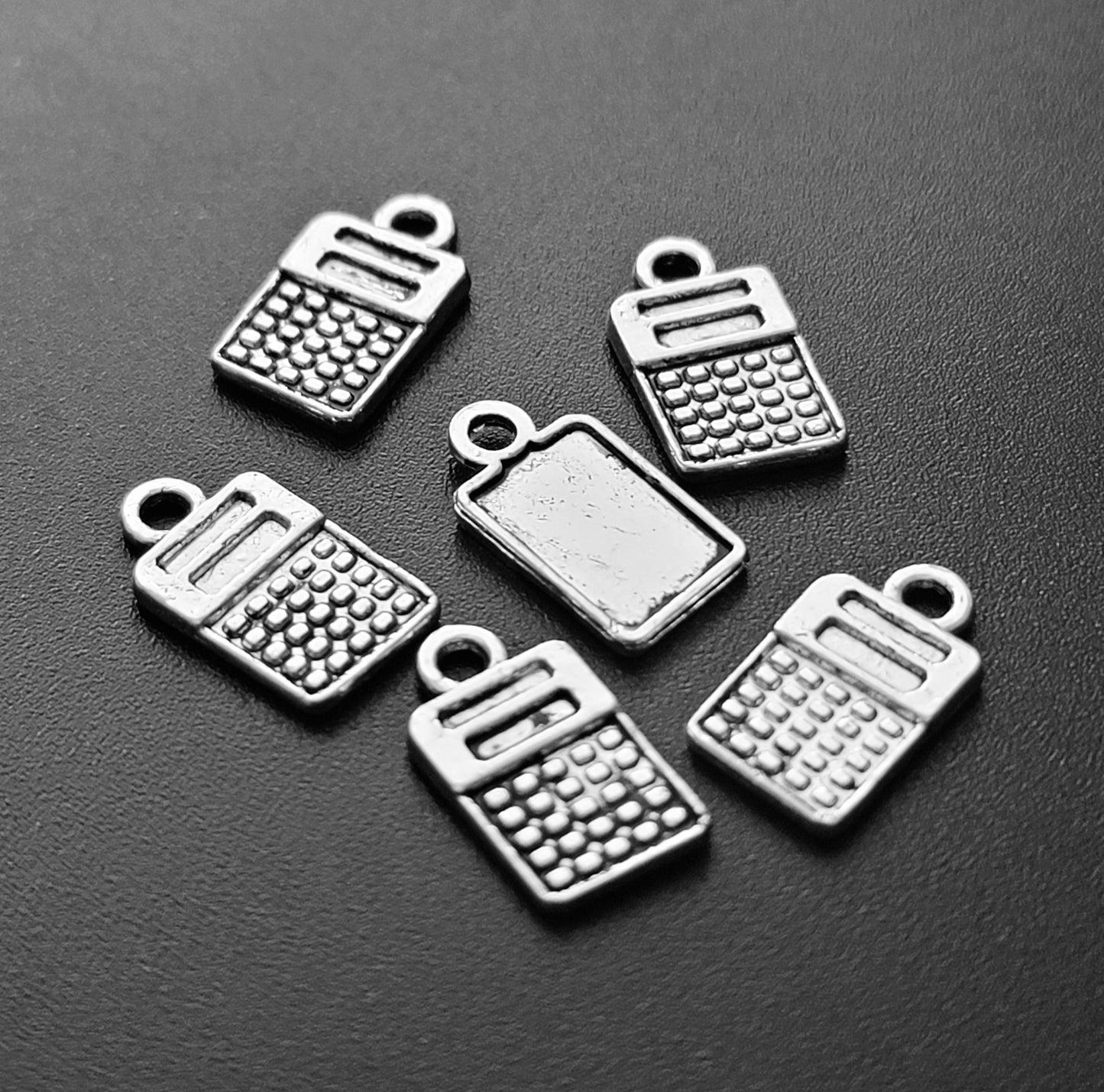 ESC-SA39: Antique Silver Calculator Charm: 17x9mm [5pcs]