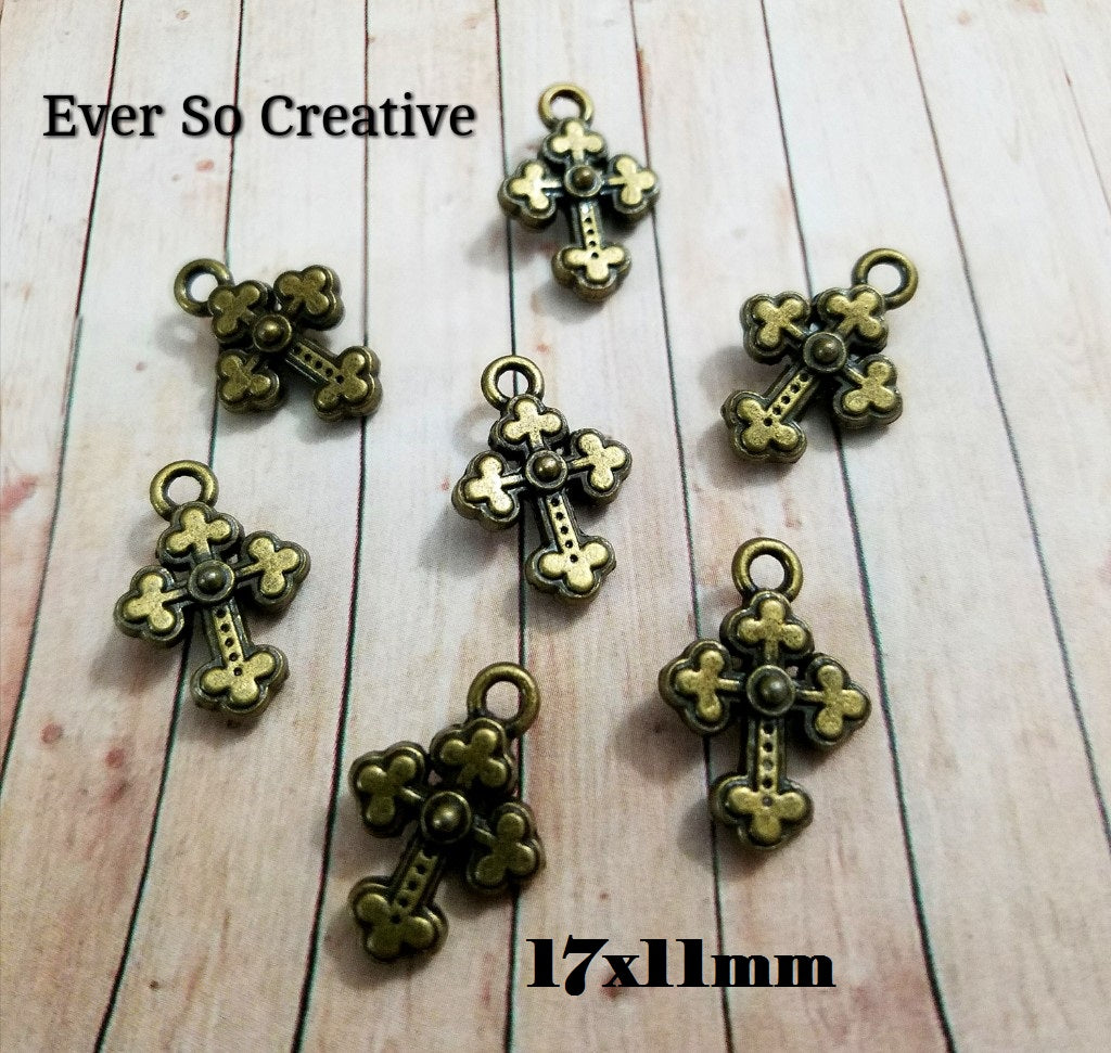 ESC-CR91: Antique Brass Le Fleur Cross Charms: 17x11mm: 10pcs