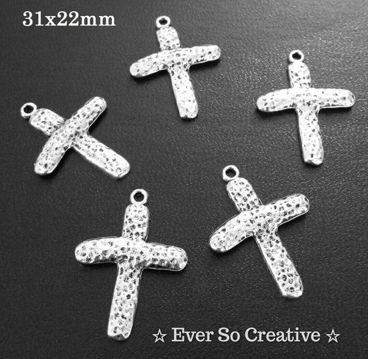 ESC-CR60: Antique Silver Hammered Cross Pendants: 31x22mm: 7pcs