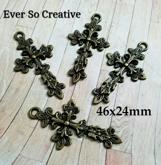 ESC-CR74: Antique Brass Le Fleur Cross Pendant: 46x24mm:5pcs