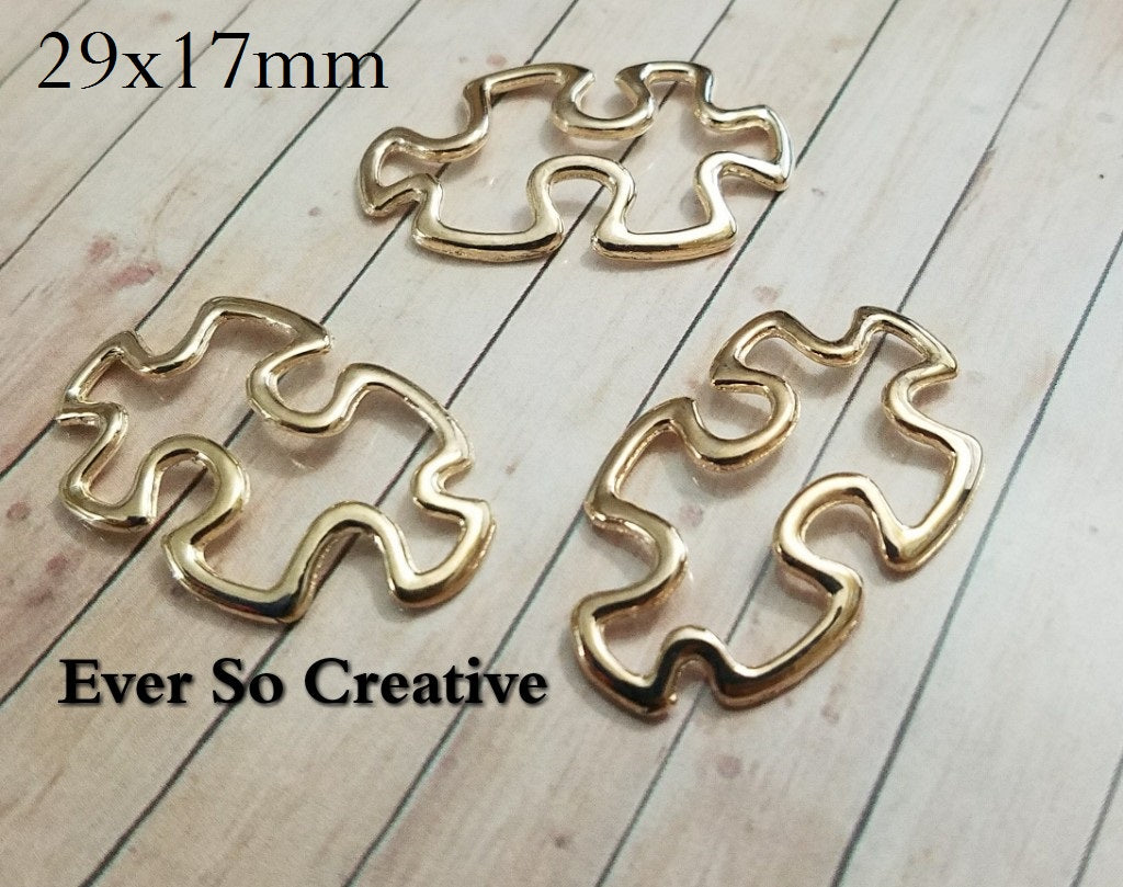 ESC-AWC03: Gold Plated Hollow Puzzle Pendant/Connectors: 29x17mm