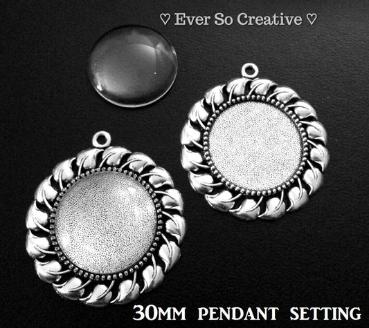 ESC-BEZ02: Antique Silver Bezel Pendant & Glass Setting