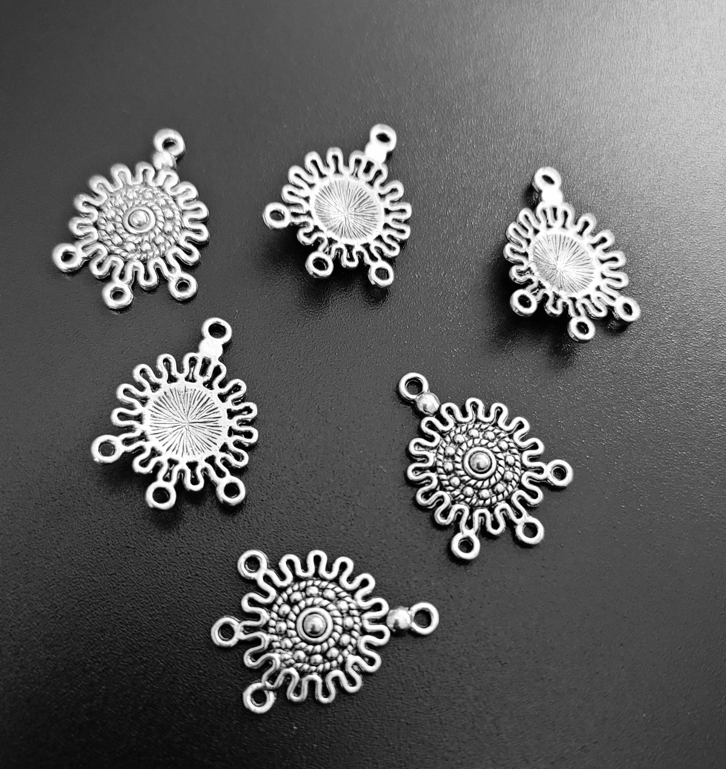 ESC-CH32: Antique Silver Boho Earring Settings: 25x23mm [5pcs]