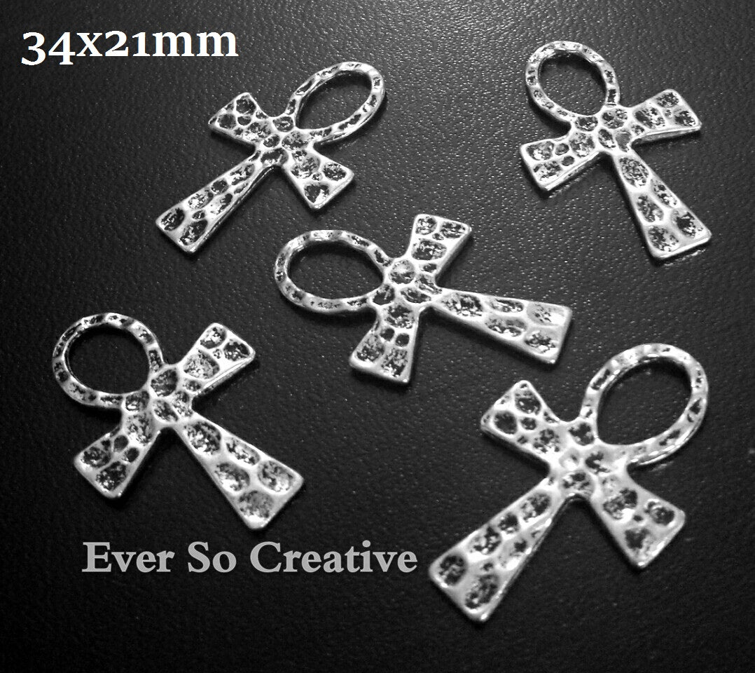 ESC-CR08: Antique Silver Hammered Textured Ankh Cross Pendant/Charm: 5pcs