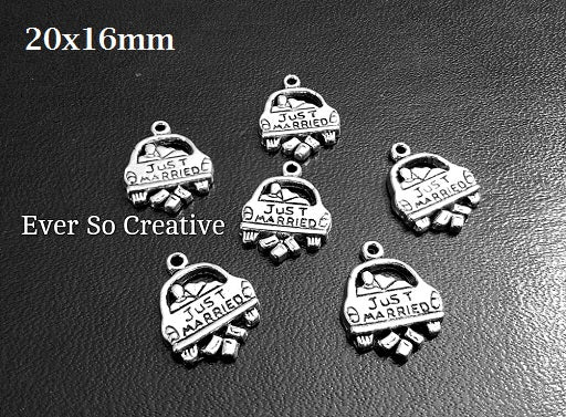 ESC-LW32: Antique Silver "Just Married" Charms: 20x16mm