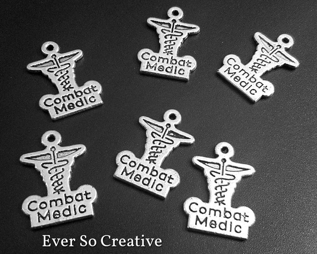 ESC-SA62: Antique Silver Combat Medic Charm: 14x20mm: [6pcs]