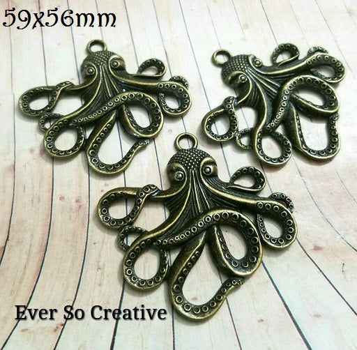 ESC-SEA06: Antique Brass Octopus Pendant: 57mm