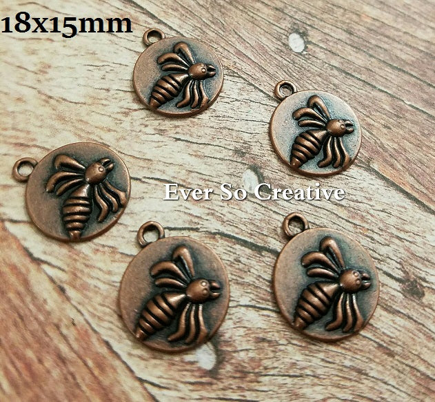 ESC-BEE04: Antique Copper Embossed Bee Coin Charms: 18x15mm (5pcs)